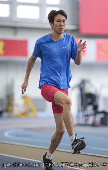 CBA队伍更迭及转会潮动态盘点